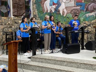 Dom Amilton celebra o 5º dia da Novena de Nossa Senhora Aparecida em Laranjeiras do Sul
